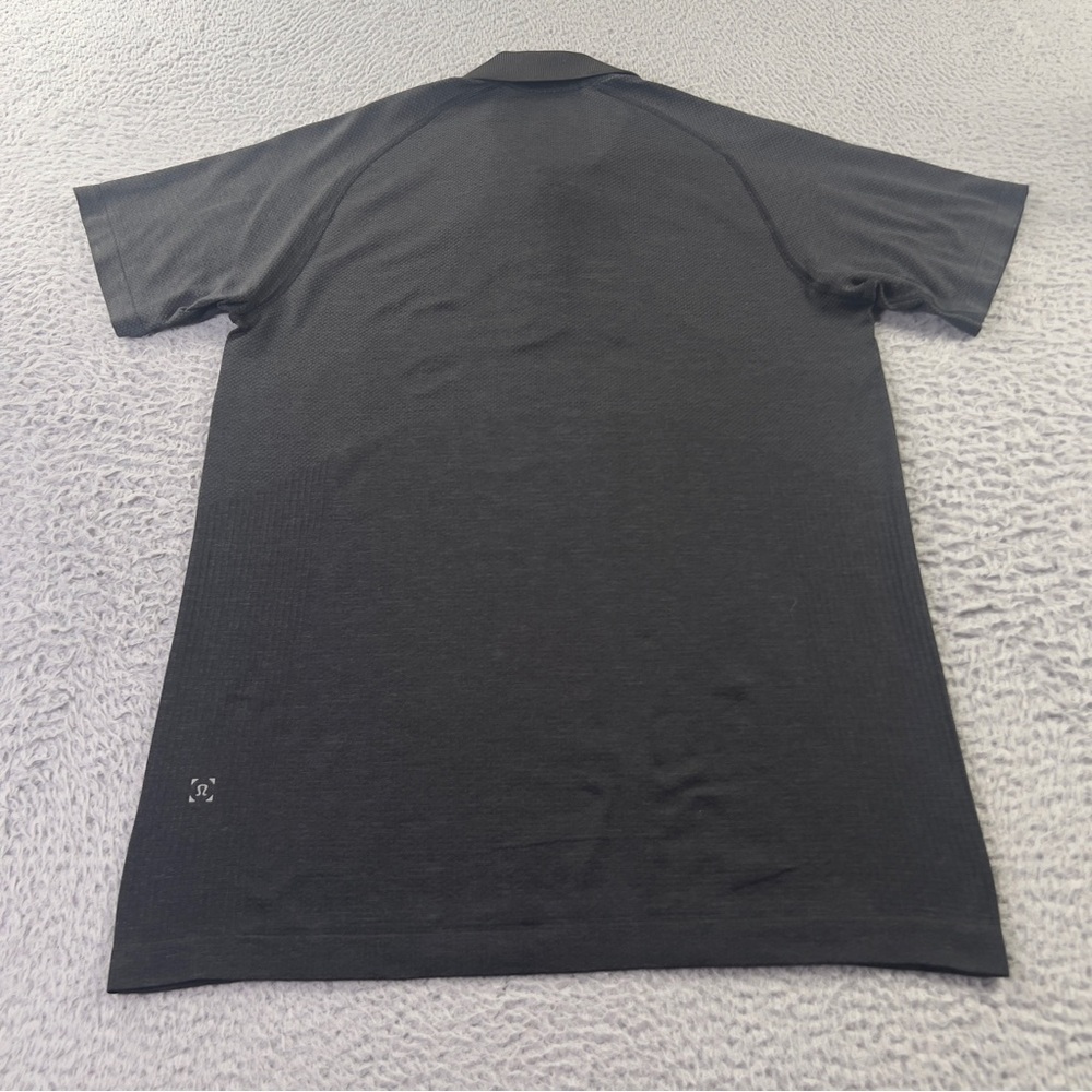 Lululemon Metal Vent Tech Polo Shirt Mens Small Black Short Sleeve Athleisure - Picture 2 of 8